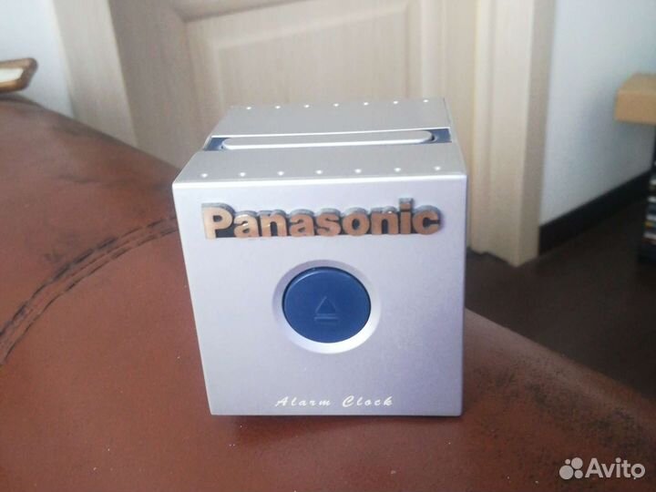 Электронные часы подарочные