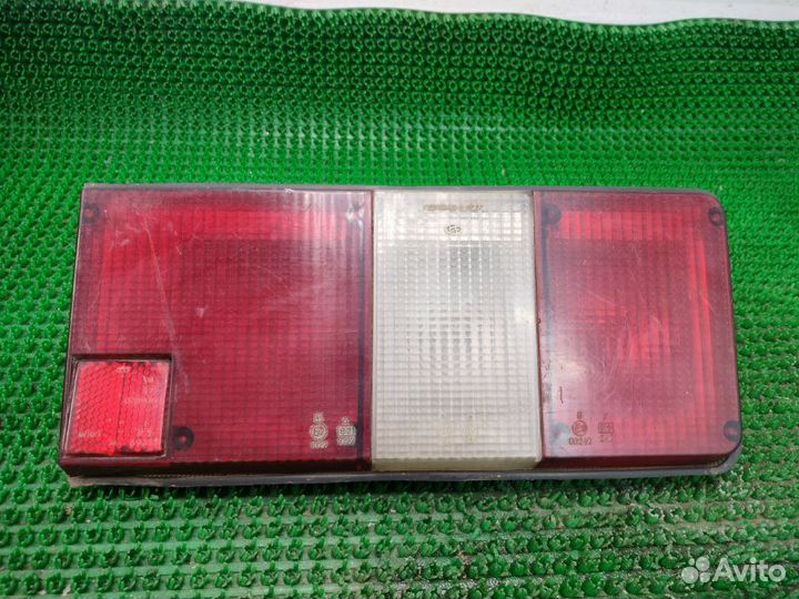 Фонарь (внутренний) задний левый Газ Волга 31029
