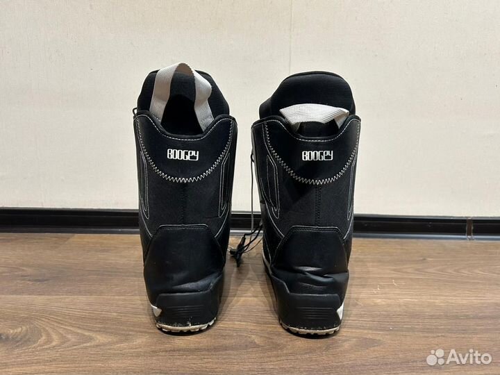 Сноубордические ботинки 42 размер