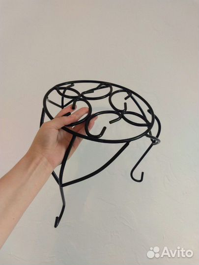 Подставка под цветы металлическая