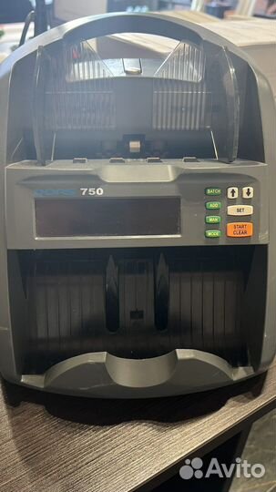 Счетчик банкнот Dors 750