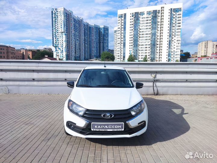 LADA Granta 1.6 МТ, 2019, 28 000 км