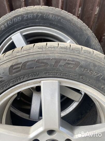 Kumho Ecsta 711 215/55 R17