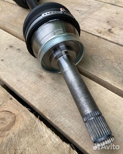 Привод передний Nissan Navara 1998-2007 новый