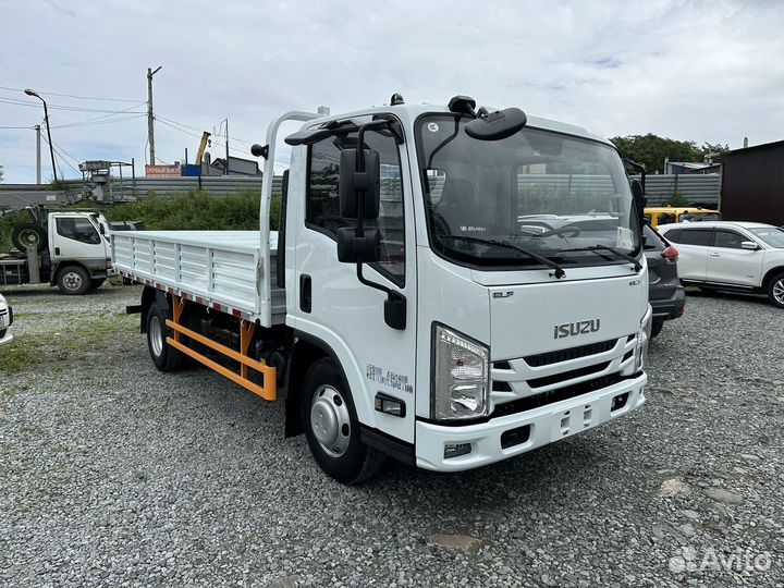 Isuzu Elf, 2023