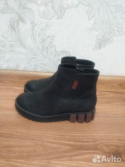 Полусапожки женские 39