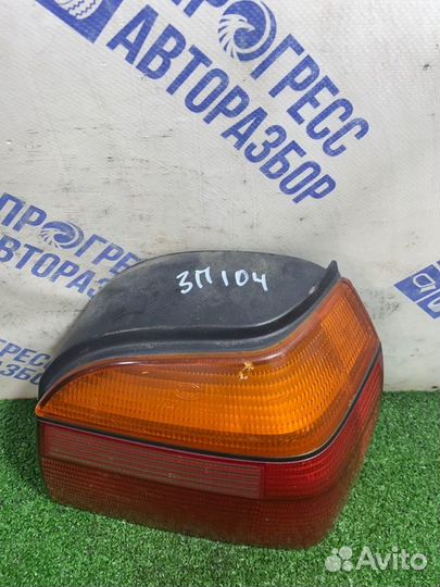 Фонарь задний правый Volkswagen Golf 3 хэтчбек 1.8
