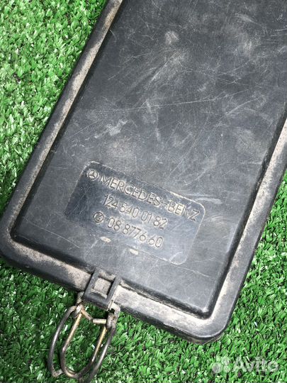 Крышка блока предохранителей mercedes 124