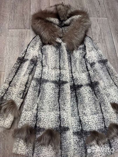 Шуба бобрик