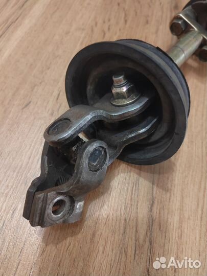 Карданчик рулевой Nissan X-Trail NT30