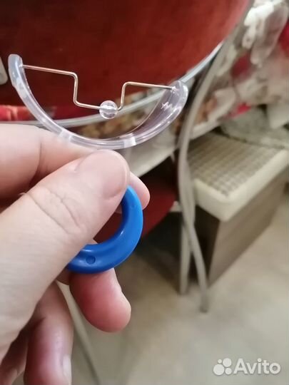 Вестибулярная пластина с бусенкой