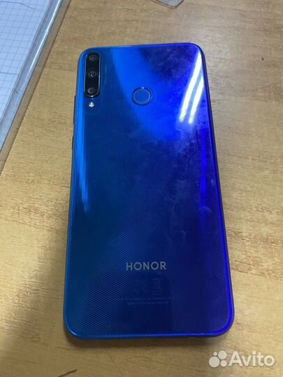 Телефон Honor 9c