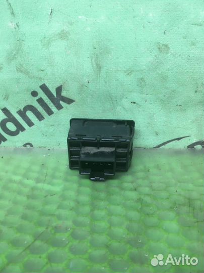 Кнопка регулировки зеркал Nissan Primera (P11) II