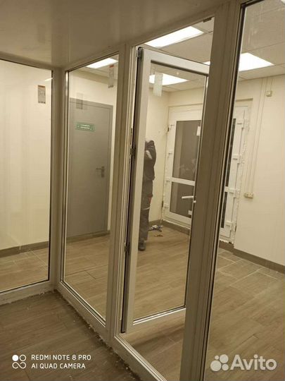 Перегородка пвх и двери входные