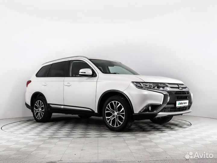 Mitsubishi Outlander 2.4 CVT, 2017, 96 929 км