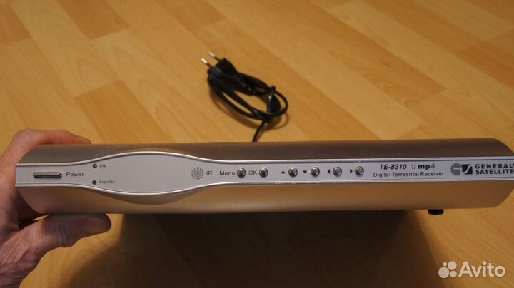 Цифровой эфирный спутниковый ресивер