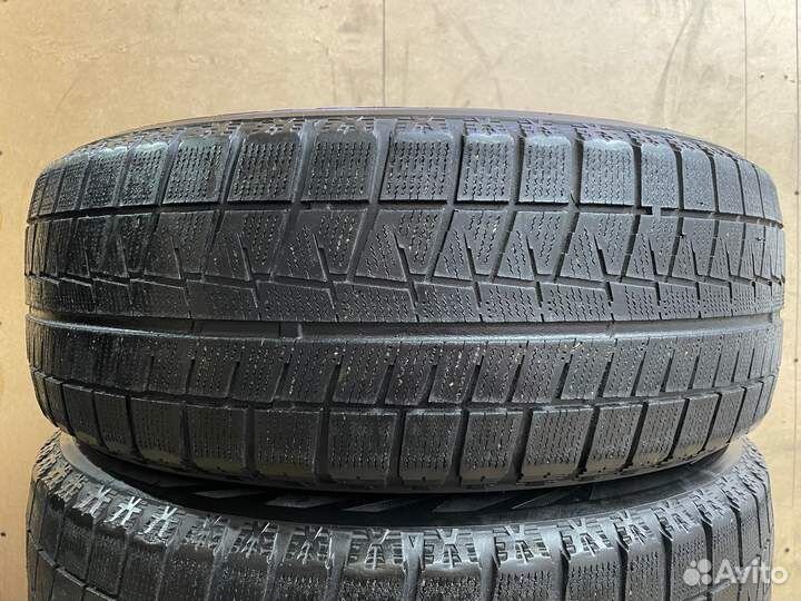 Bridgestone Blizzak Revo GZ 215/60 R16