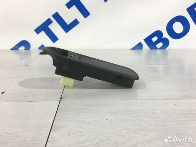 Кнопка стеклоподъемника передняя renault duster ре