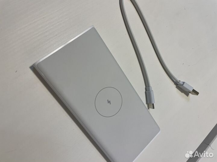 Внешний аккумулятор беспроводная зарядка 10000 mAh