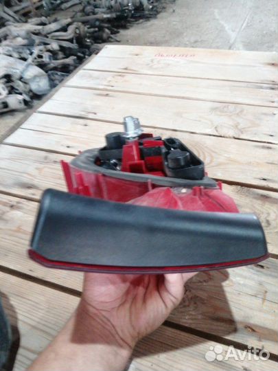 Фонарь задний Volkswagen Jetta седан 1.6 clra 2012