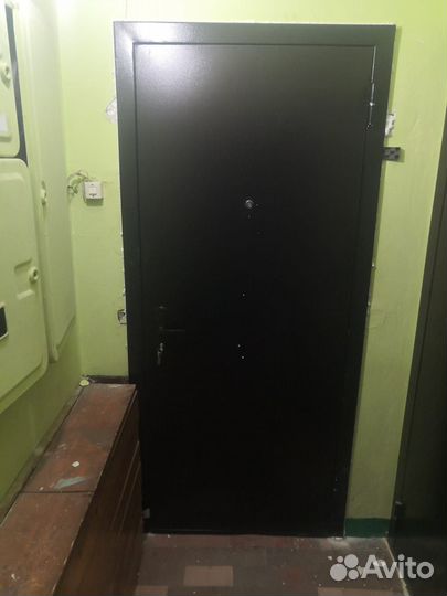 Дверь входная металлическая новая