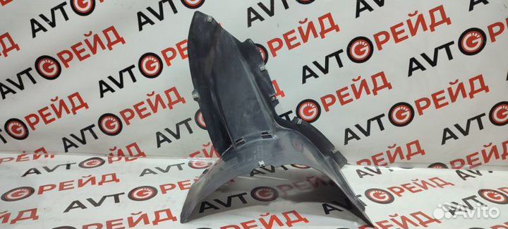 Подкрылок передний левый Volkswagen Passat 3C2 BZB