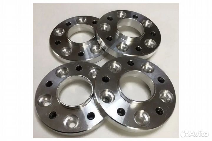 Колесные проставки на УАЗ ZUZ 81