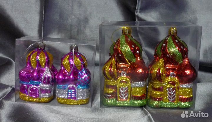 Елочные игрушки, ёлка, шишки, корзинка