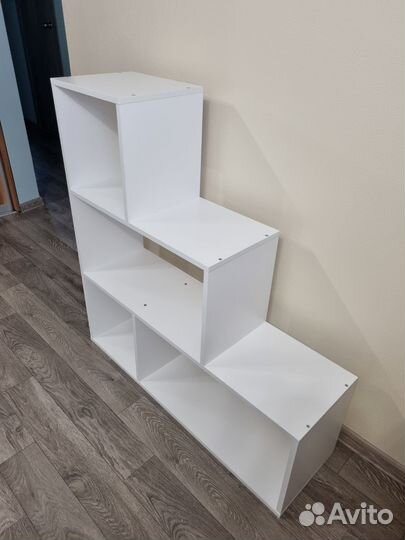 Стеллаж для игрушек и книг