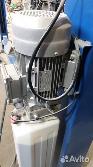 Подъемник 4х-стоечный 5т, c траверсой 3т, 380В