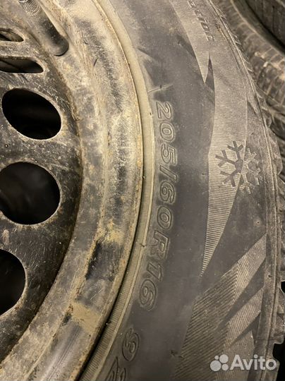 Комплект зимних колес r16 205 60 nexen cruze