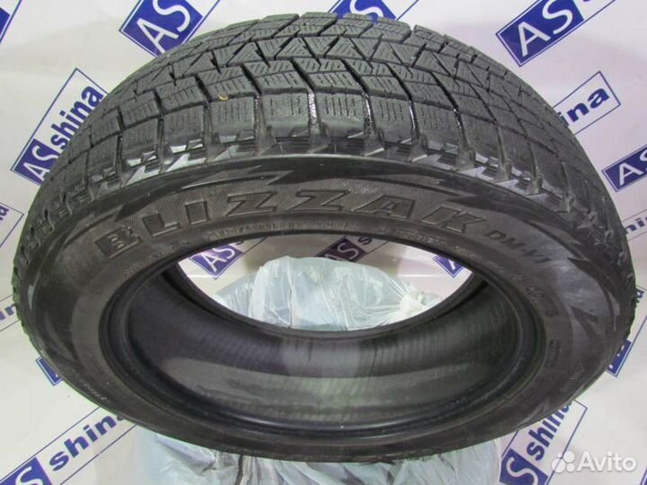 Bridgestone Blizzak DM-V1 215/60 R17 92N