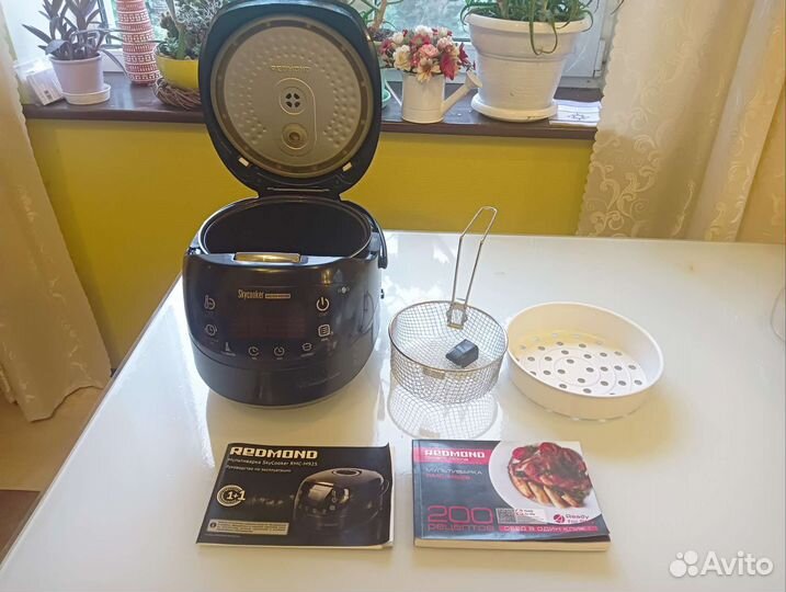 Мультиварка redmond