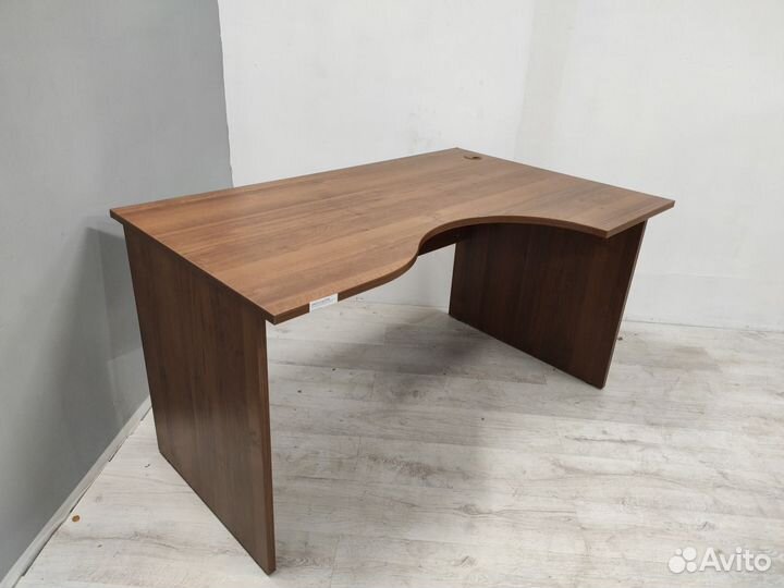 Стол эргономичный правый б/у 04215