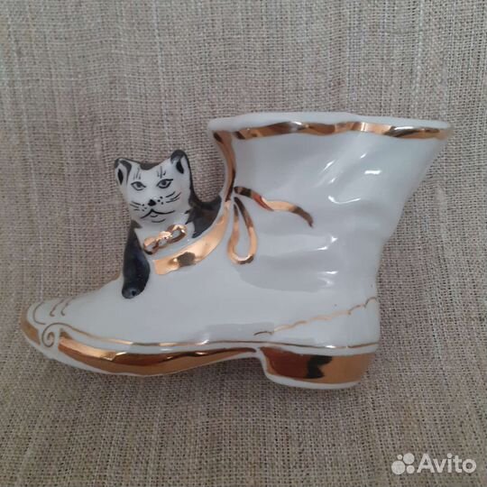 Статуэтка кот в башмаке,песочное