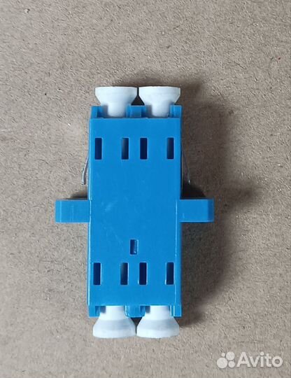 Оптический проходной адаптер Hyperline