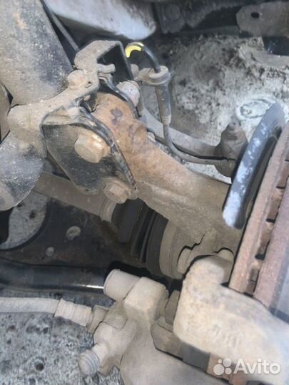 Кулак поворотный левый Лада X-Ray