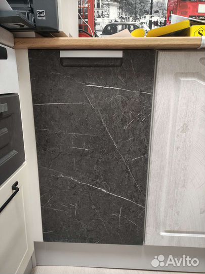 Кухонный шкаф