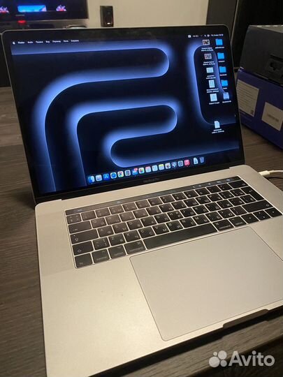 Apple MacBook Pro i7 2017 500gb