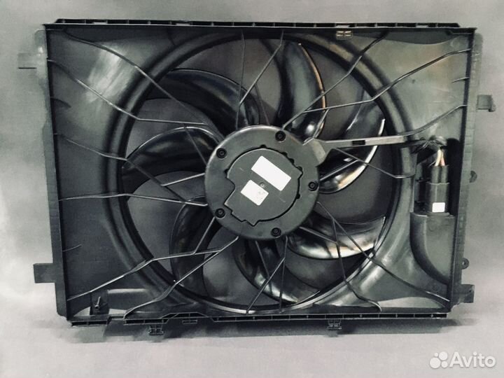 Вентилятор радиатора Mercedes W204 C Class Мерседе