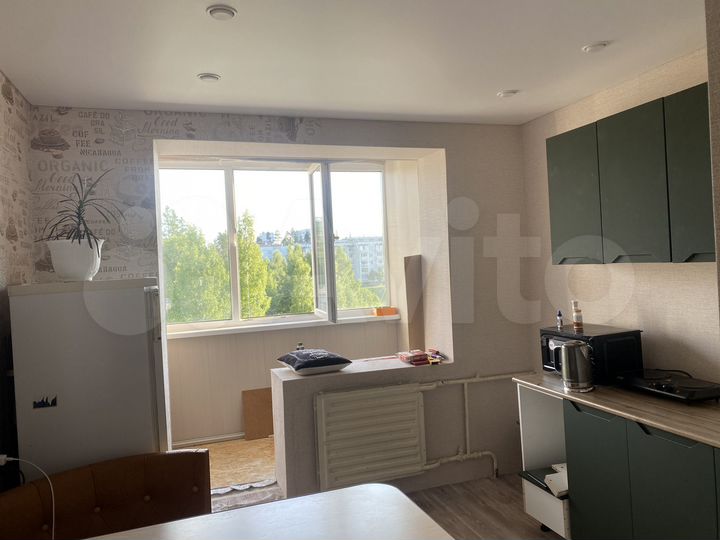 2-к. квартира, 51 м², 5/5 эт.