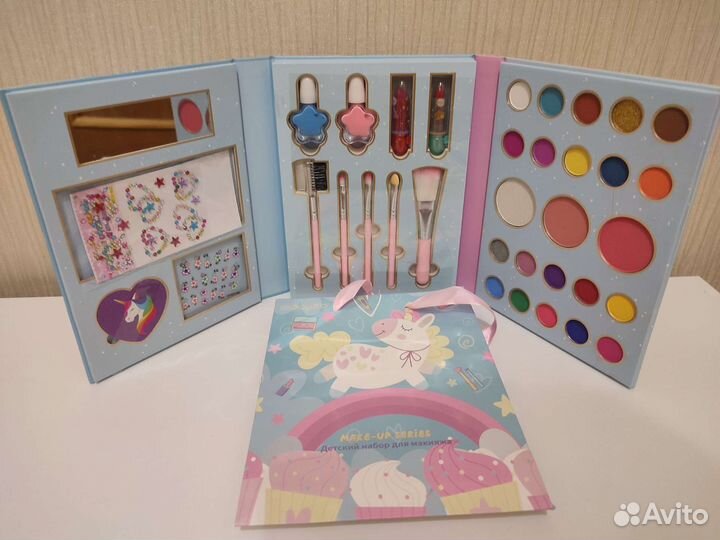 Наборы косметики и украшений для девочек