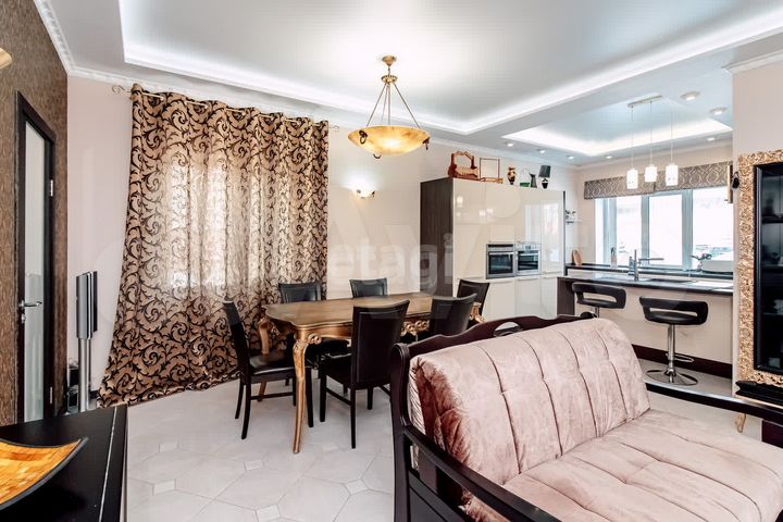 3-к. квартира, 96 м², 1/4 эт.