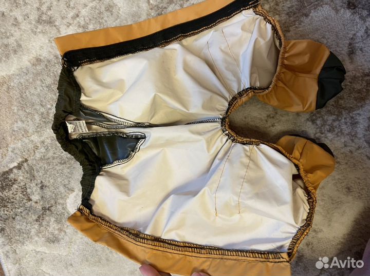 Комбинезон для маленькой собаки