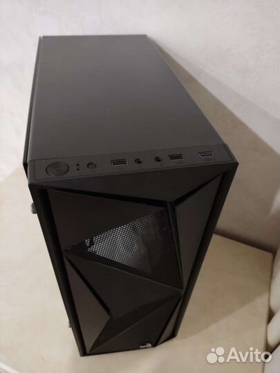 Корпус для компьютера (пк)
