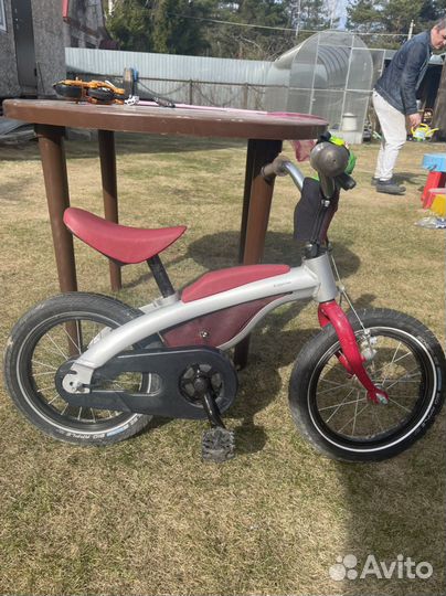 Беговел/велисипед BMW kidsbike
