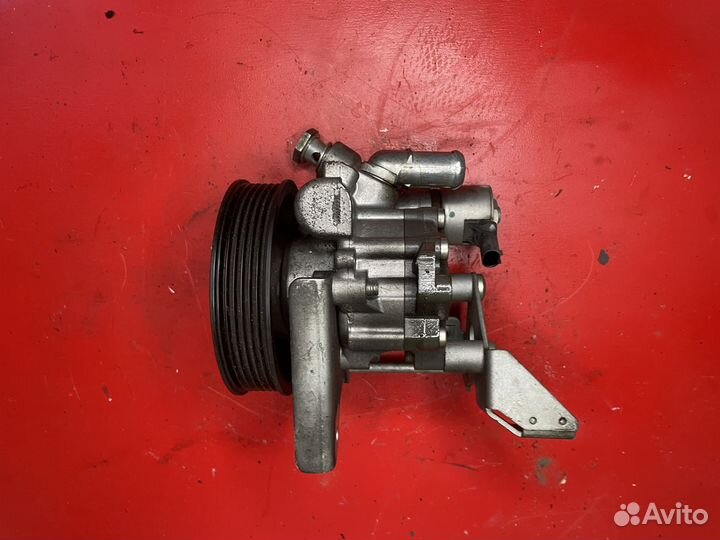 Насос гидроусилителя руля BMW 5-серия E60 M54 2.5