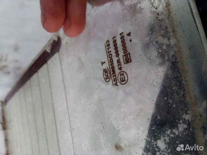 Стекло заднее ветровое