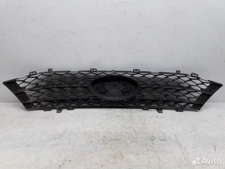 Решетка радиатора Лада Веста 2015
