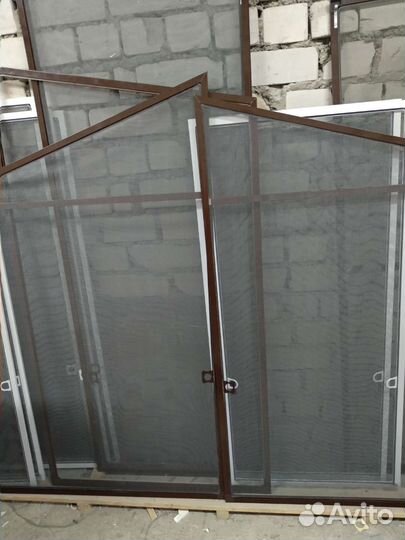 Москитные сетки на окна